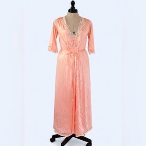 Unbranded Vintage Nightgown and Peignoir, size S, Peach